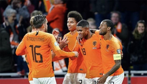 多球员站出 多球员站出